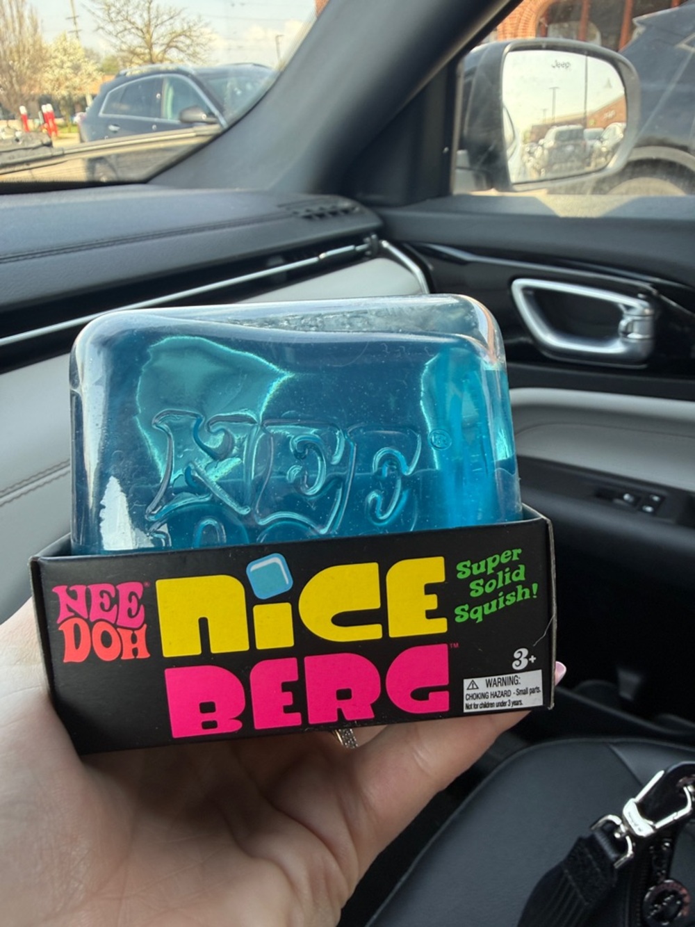 Needoh Big Nice Berg NWT